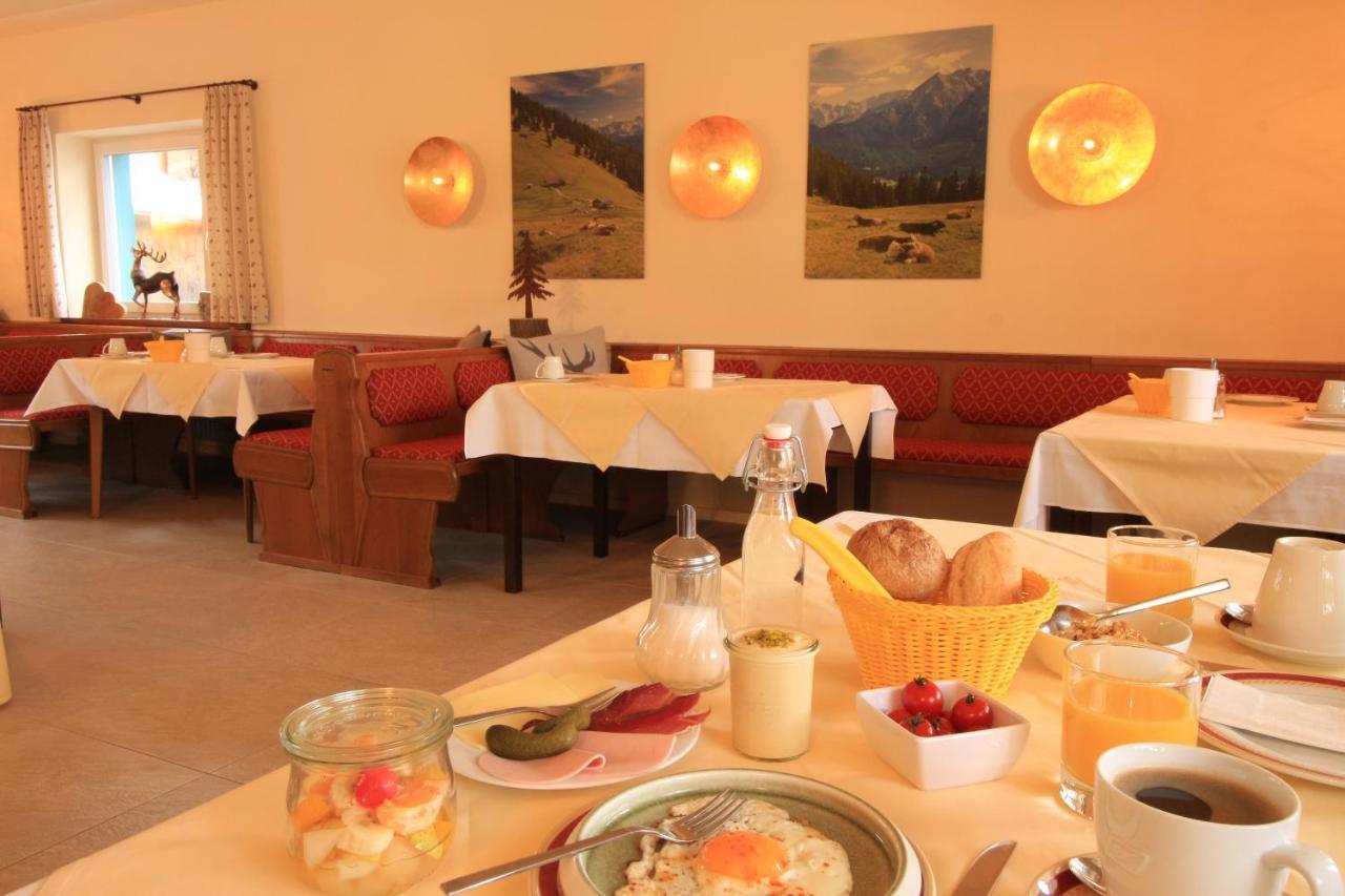 Hilleprandt - Adults Only Aparthotel Garmisch-Partenkirchen Bagian luar foto